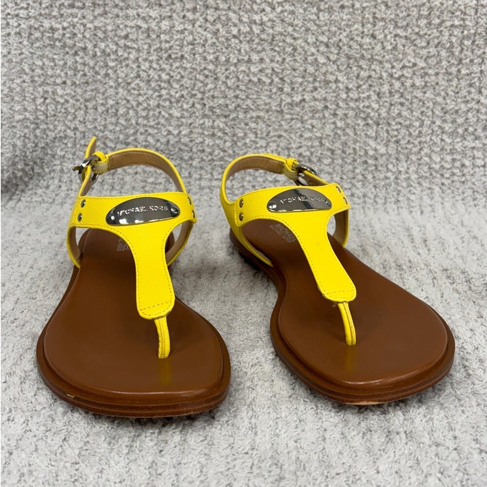 Michael Kors Yellow Leather Plate Thong Sandals Size 7M #77718